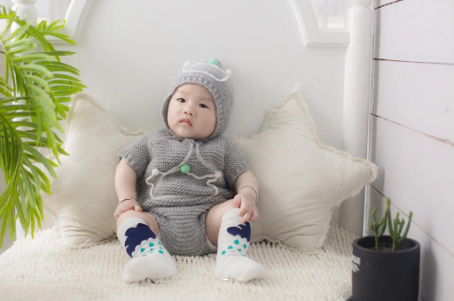 广州供卵代怀包生男孩七个月宝宝脚长